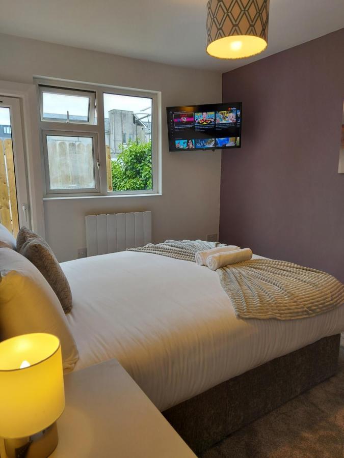 Апартаменты Eyre Square Lane Голуэй Экстерьер фото